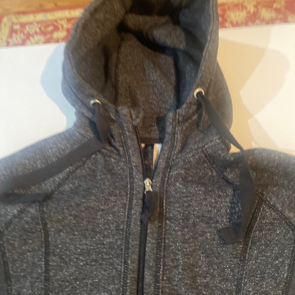 Gray sweatshirt